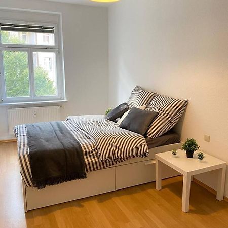Schones Zimmer Naher Bahnhof Neustadt Dresden Zentral Wlan Dış mekan fotoğraf