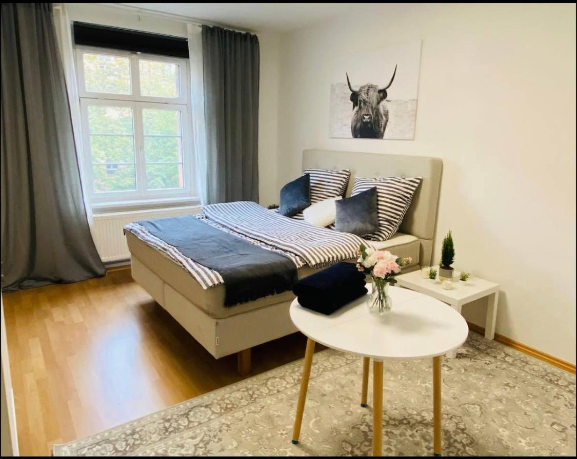 Schones Zimmer Naher Bahnhof Neustadt Dresden Zentral Wlan Dış mekan fotoğraf